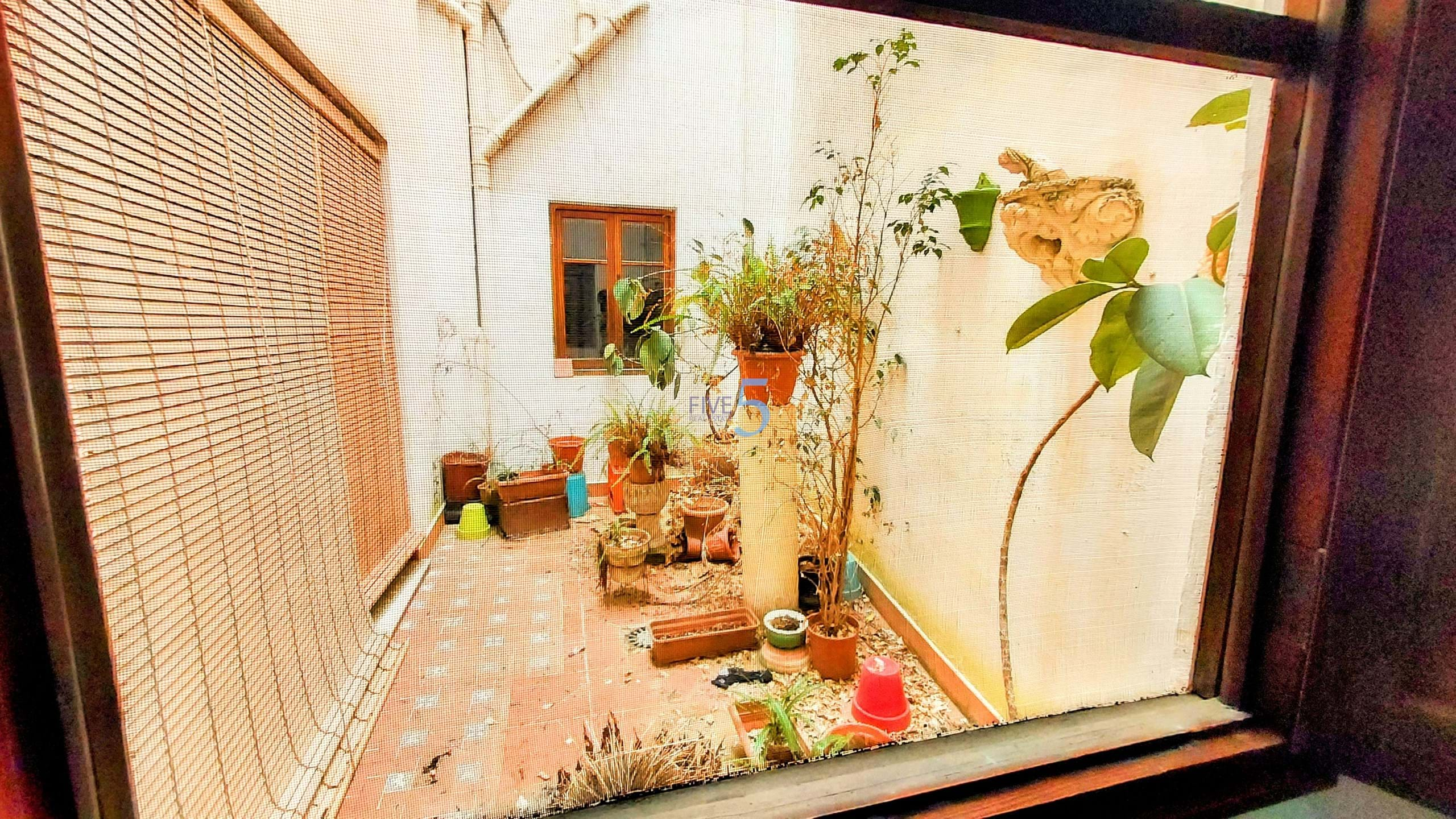 Townhouse for sale in Valencia City 6