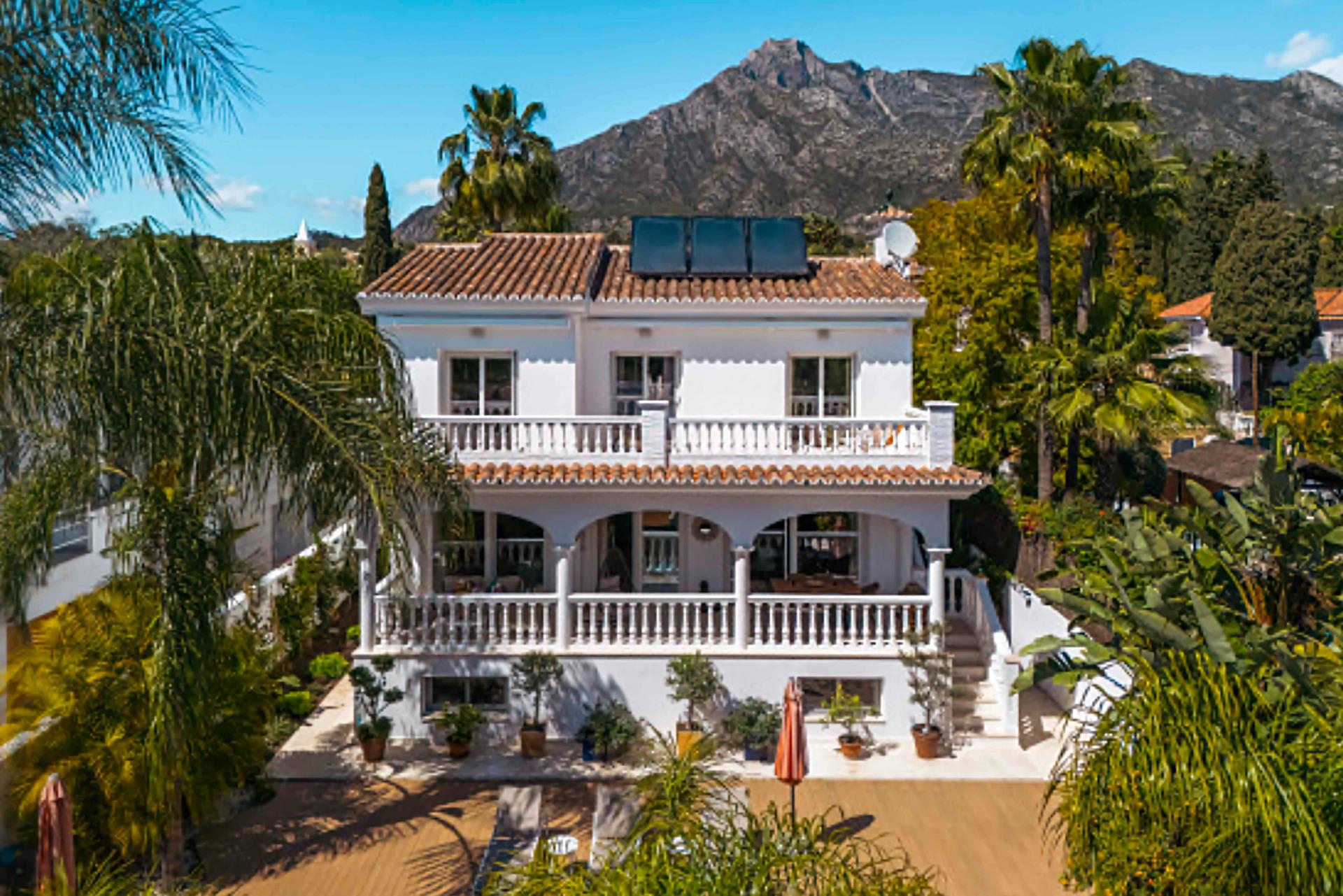 Villa for sale in Marbella - Golden Mile and Nagüeles 18