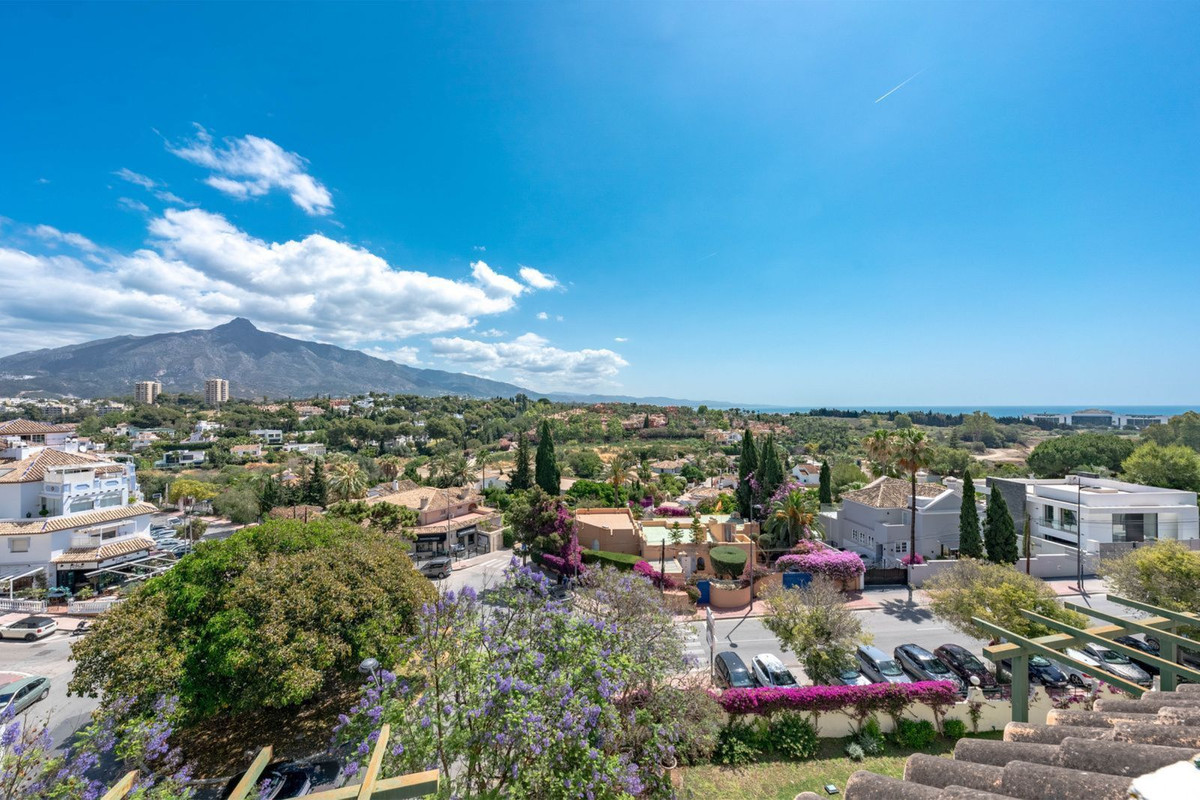 Penthouse for sale in Marbella - Nueva Andalucía 4