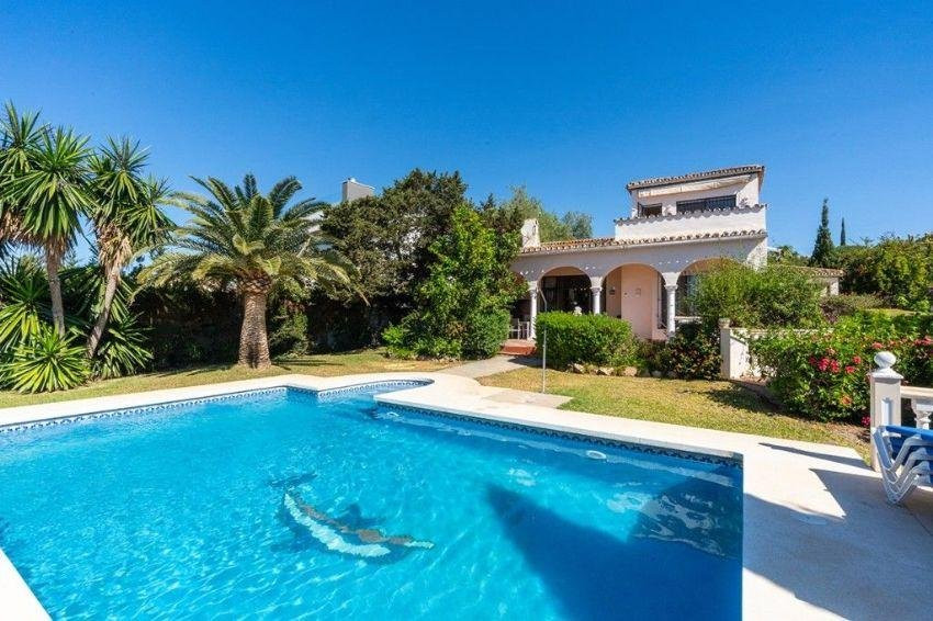 Chalé en venta en Marbella - East 1