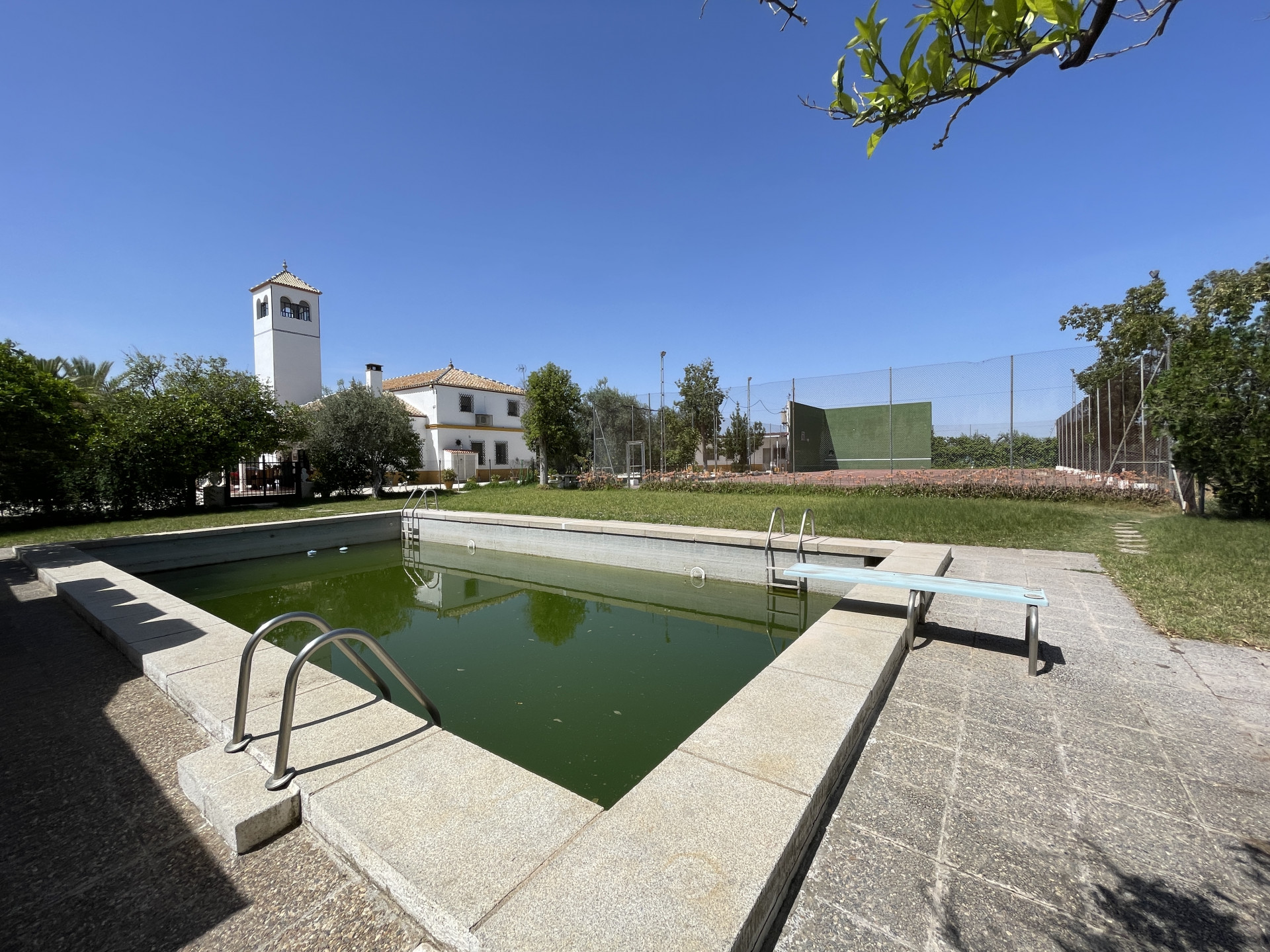 Landhaus zum Verkauf in Towns of the province of Seville 45