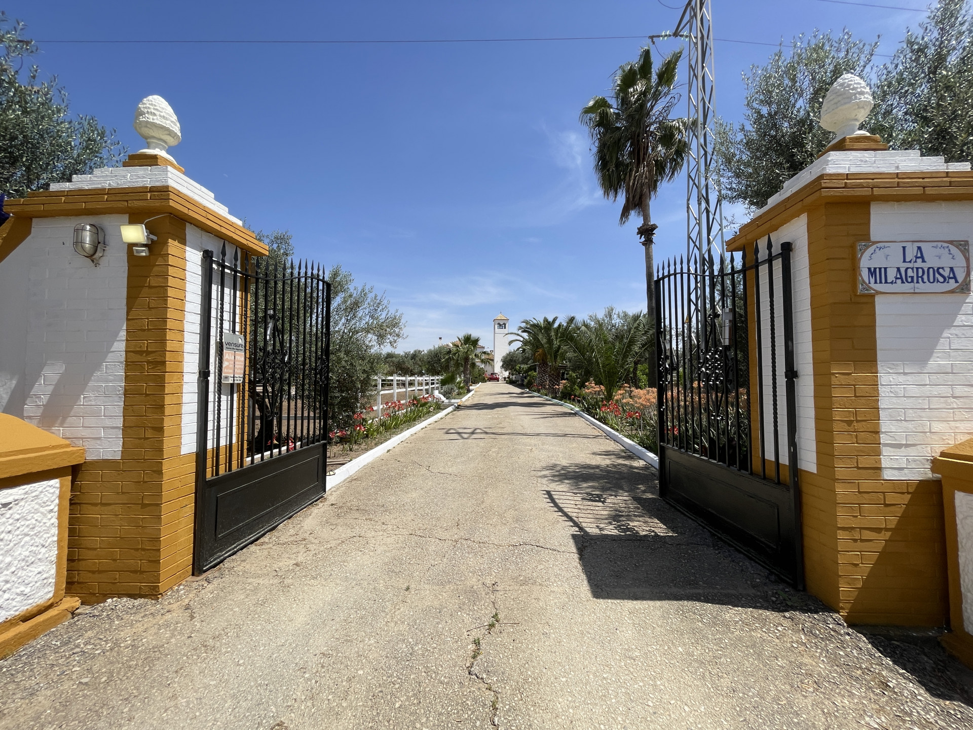 Countryhome for sale in Towns of the province of Seville 46