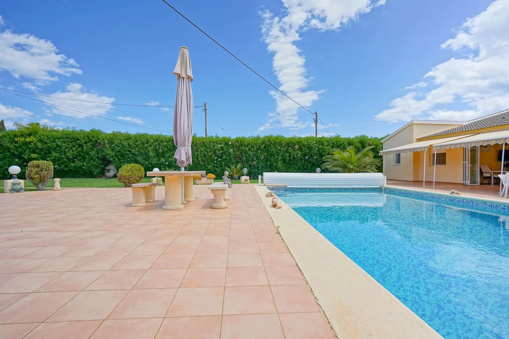 Villa for sale in Alicante 43