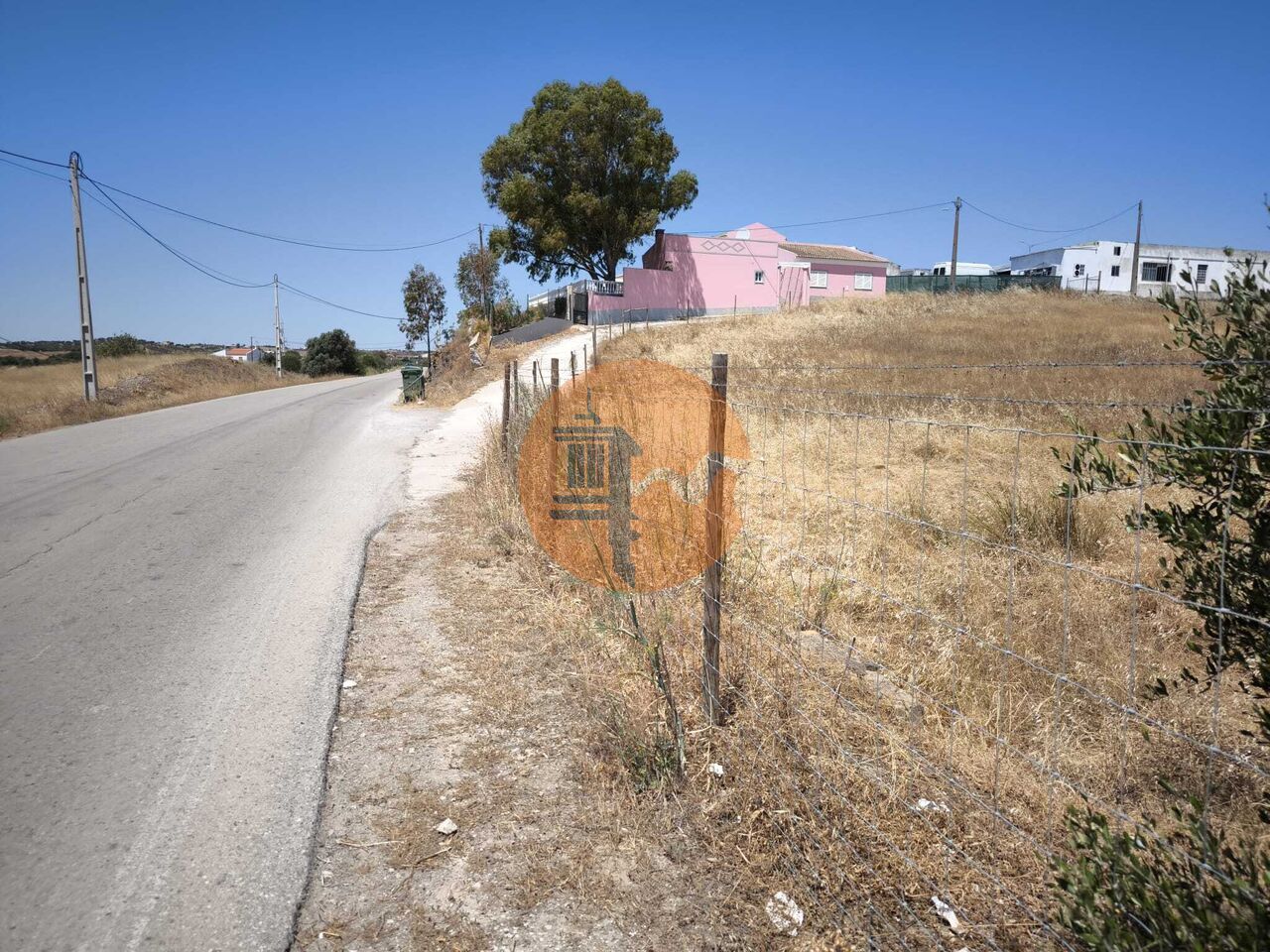 Plot for sale in Faro 17