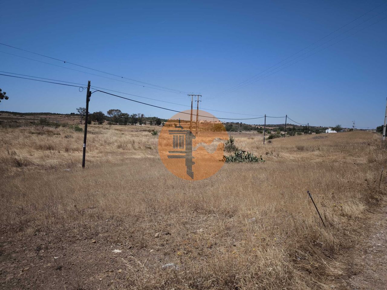 Plot for sale in Faro 20