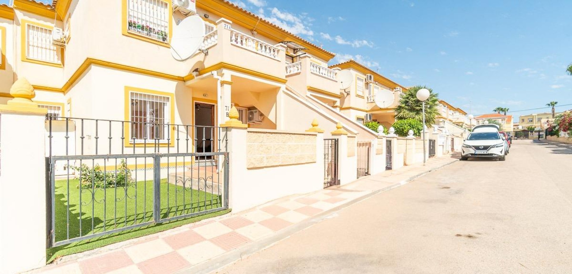 Villa for sale in Alicante 18