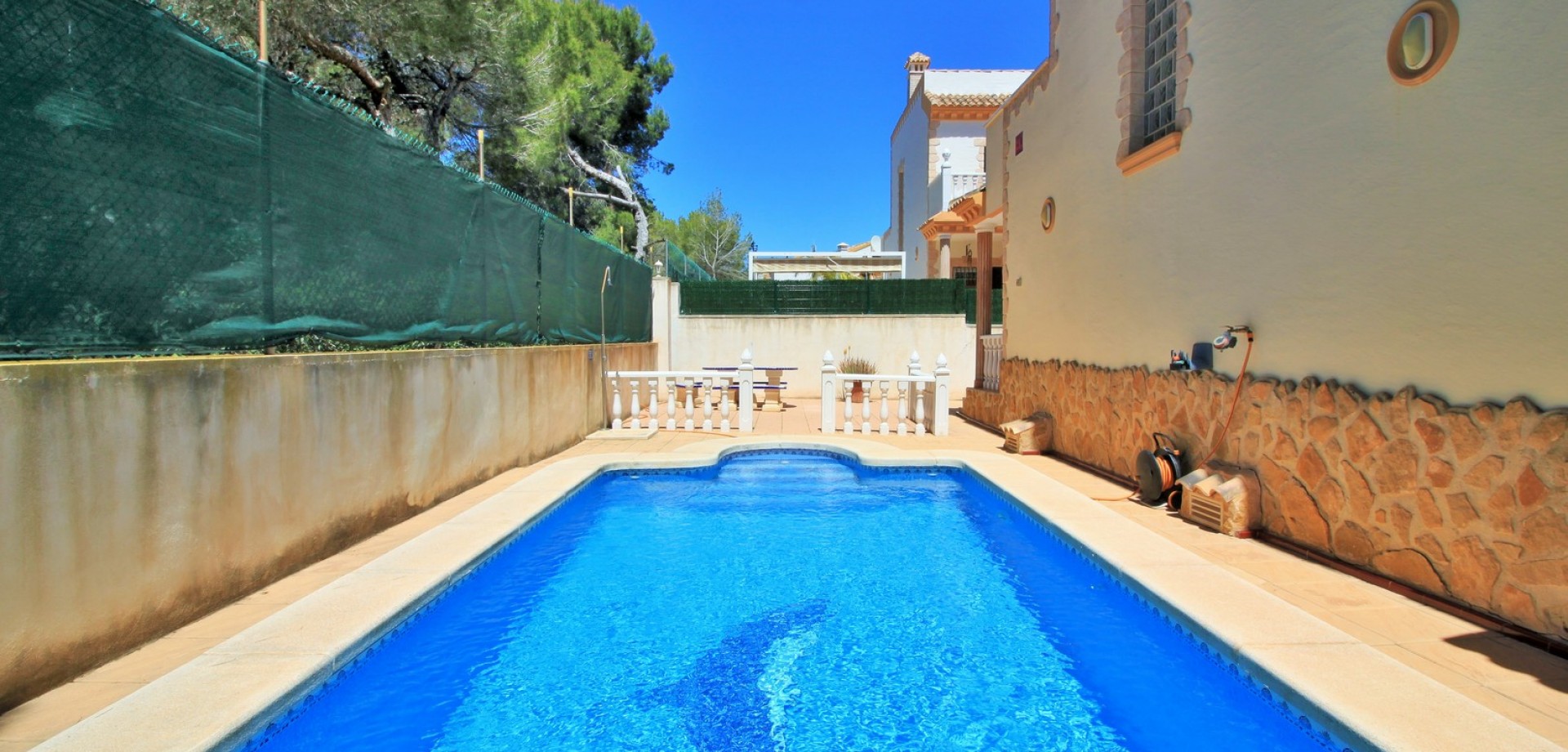 Villa à vendre à Alicante 3