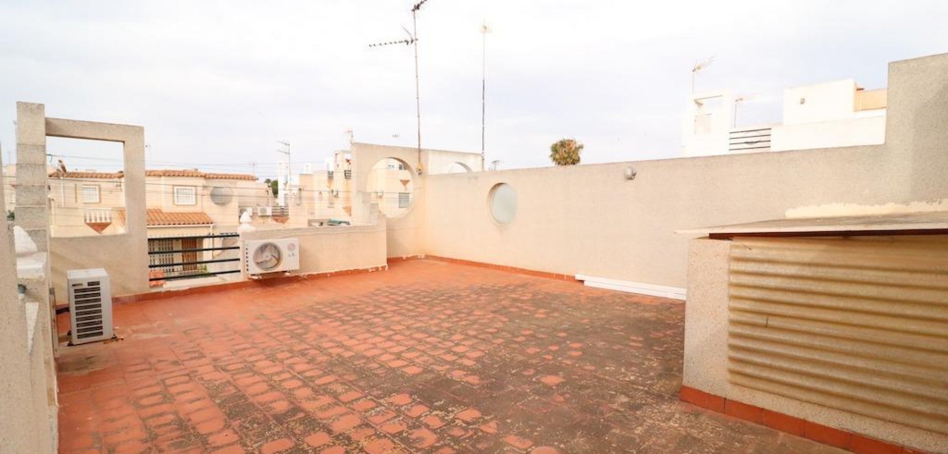 Villa à vendre à Alicante 16