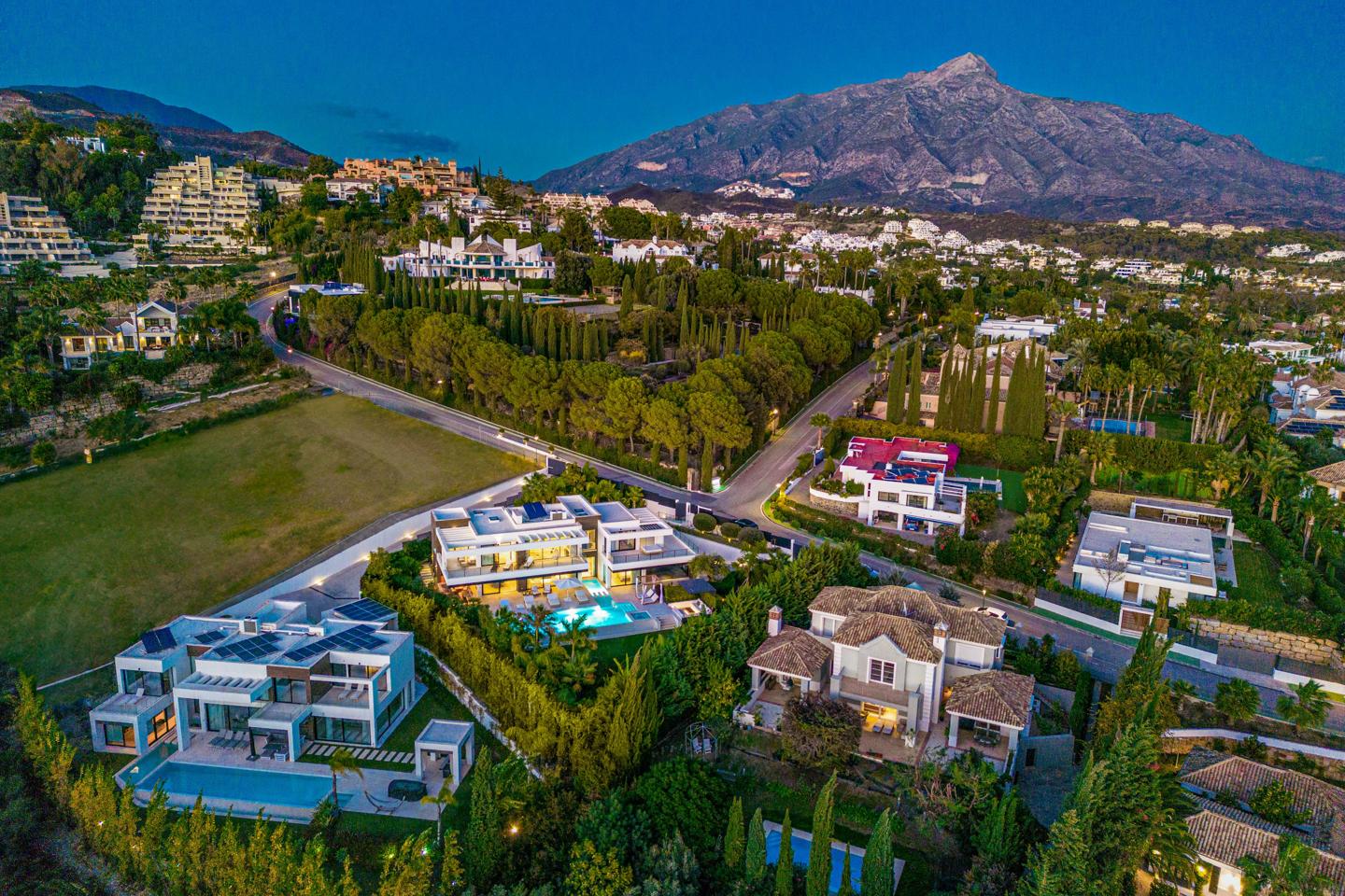 Chalé en venta en Marbella - Nueva Andalucía 21