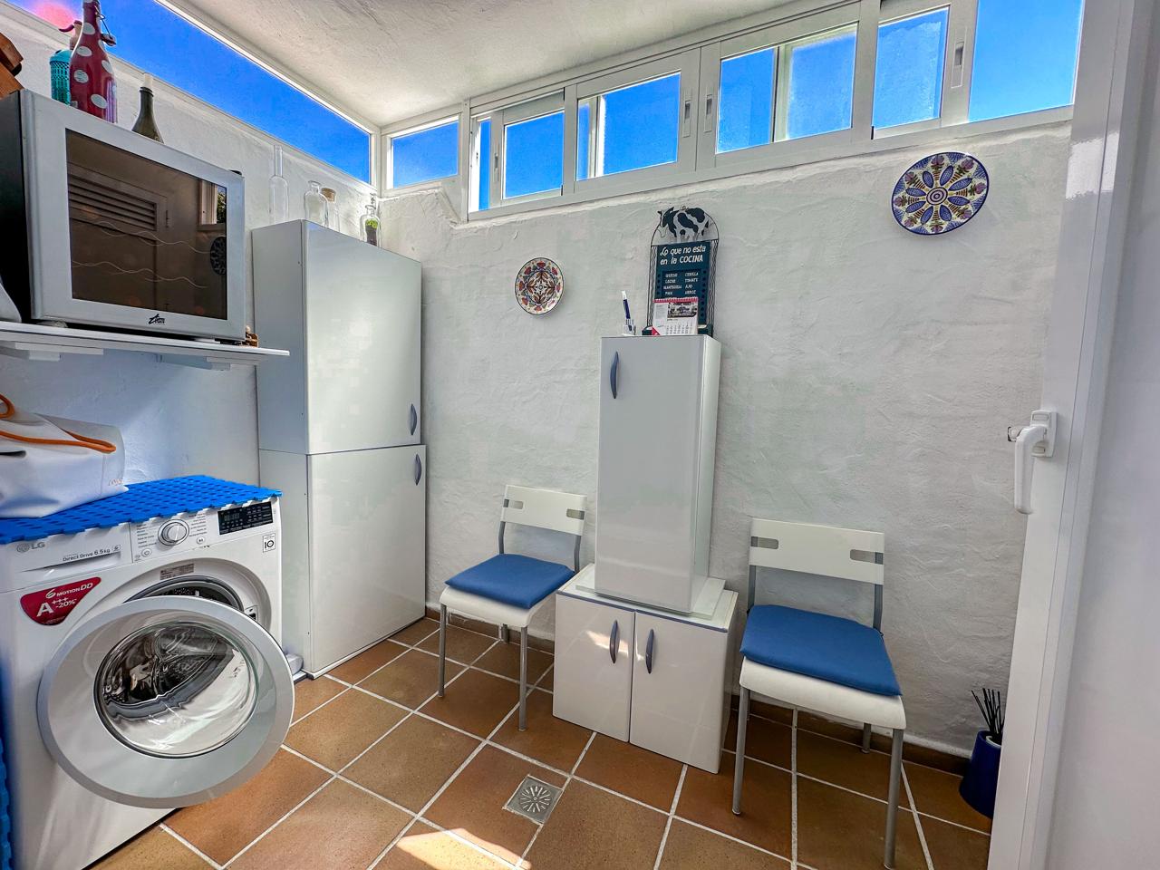 Adosada en venta en Estepona 21