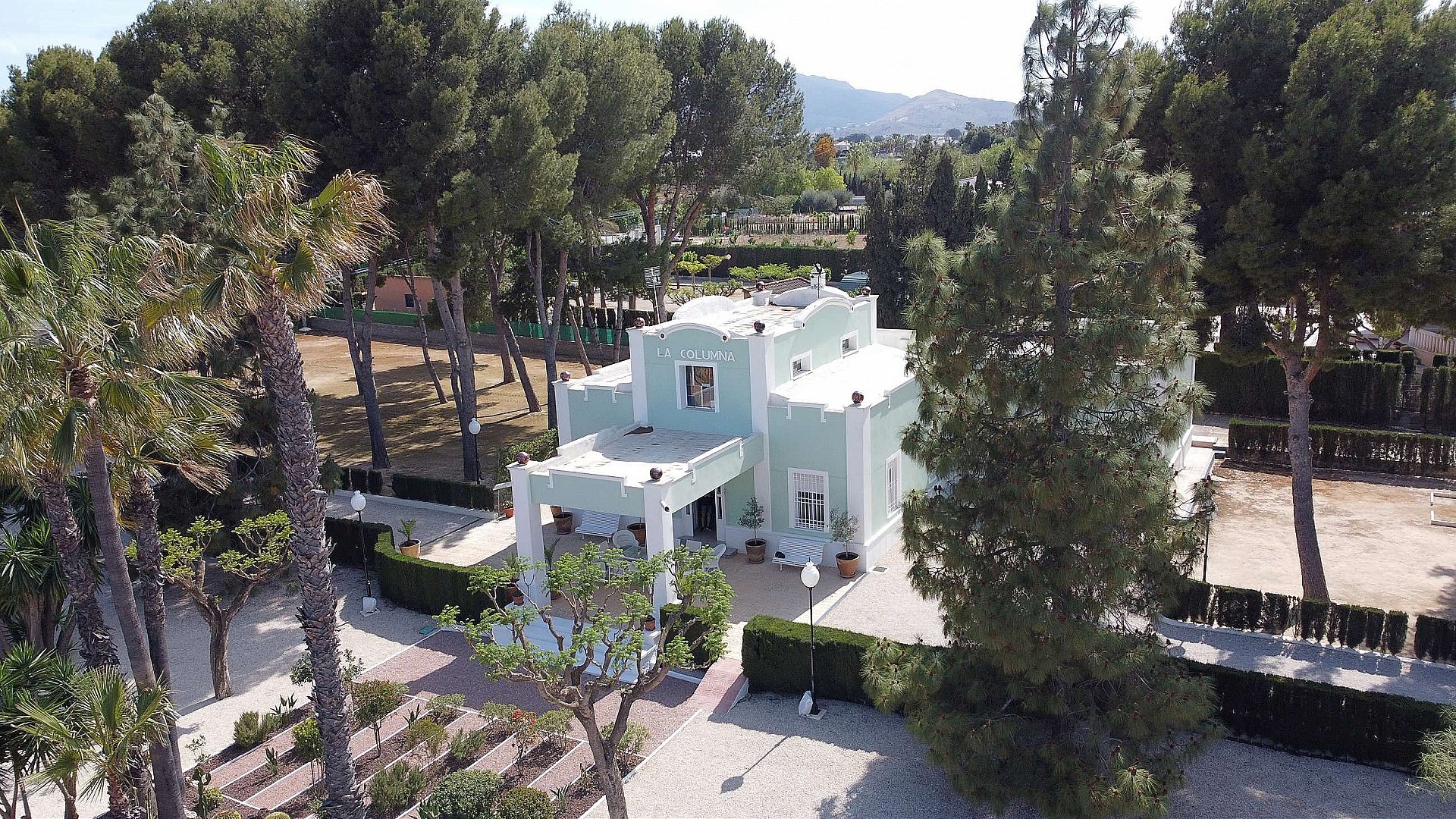 Villa te koop in Alicante 9