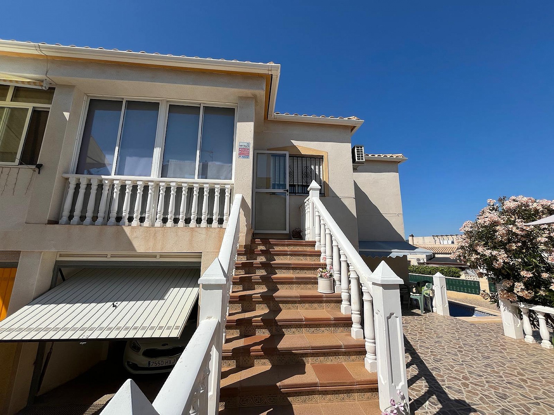 Villa for sale in Alicante 1