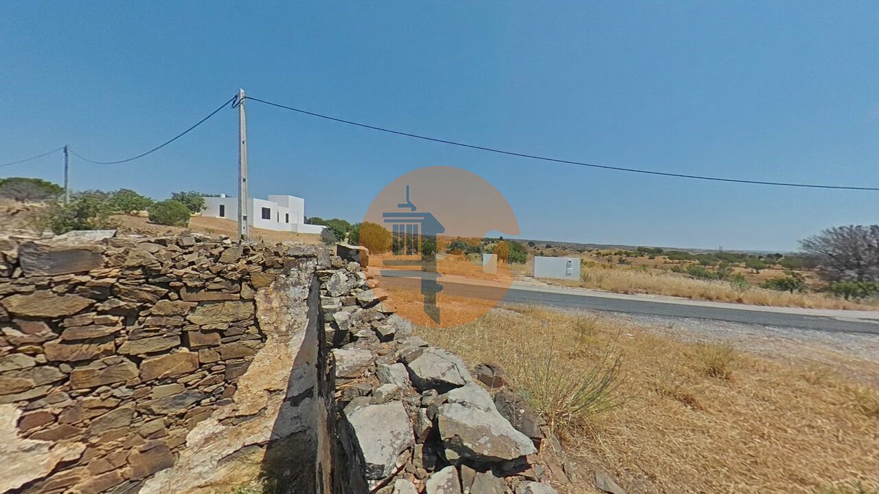 Размер собственного участка для продажи в Vila Real de S.A. and Eastern Algarve 1