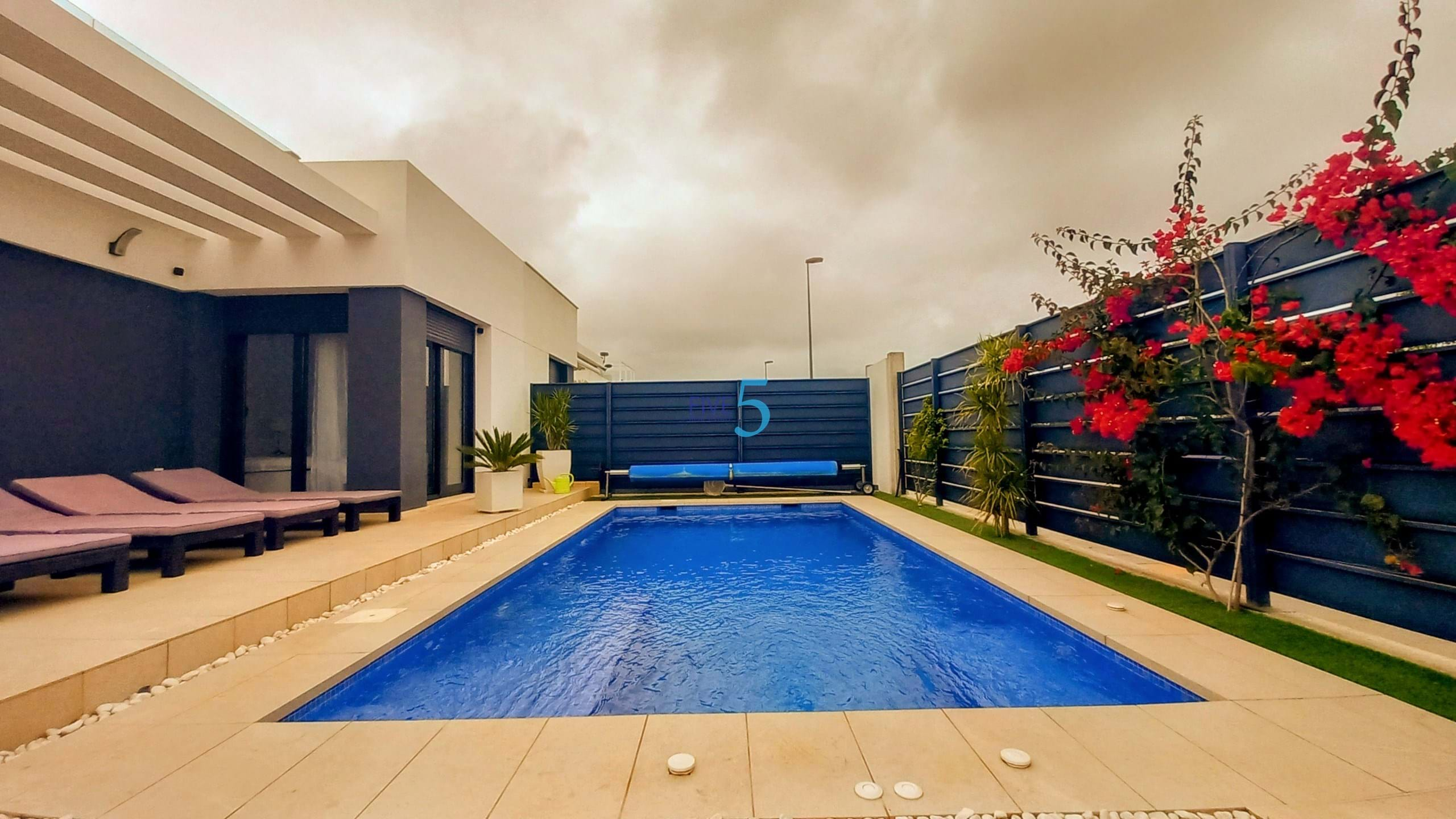 Townhouse for sale in Alicante 8