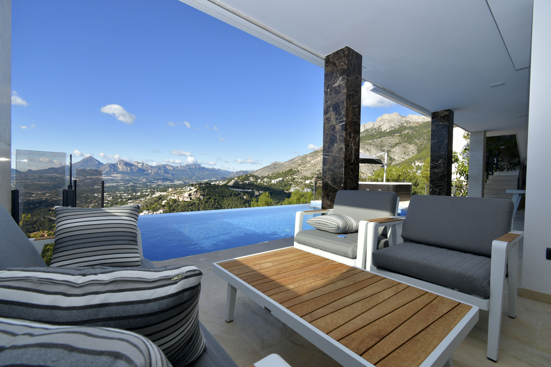 Villa te koop in Altea 22