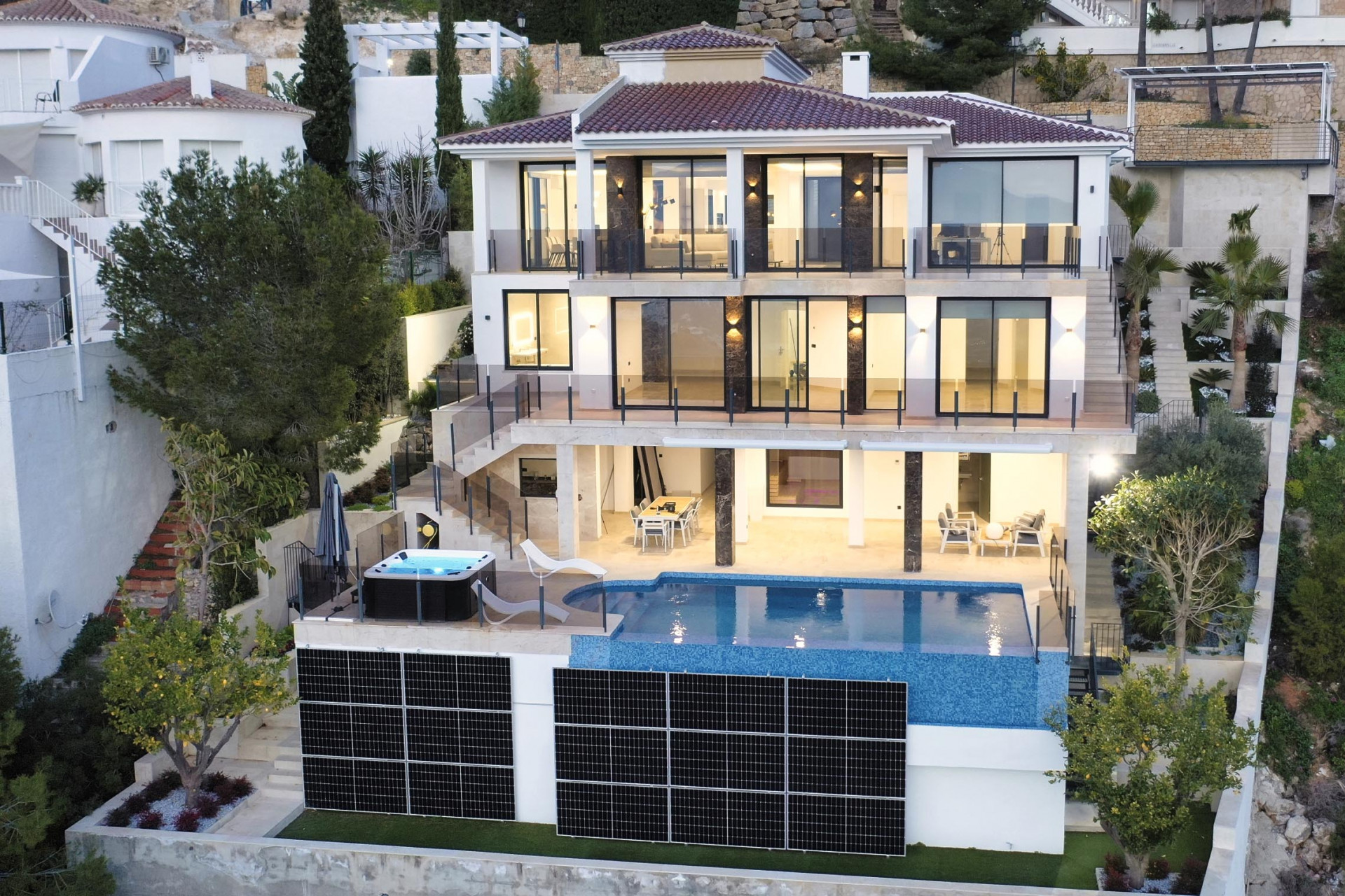 Villa te koop in Altea 1