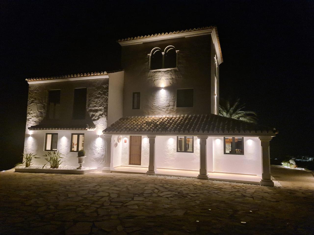 Countryhome for sale in Estepona 49
