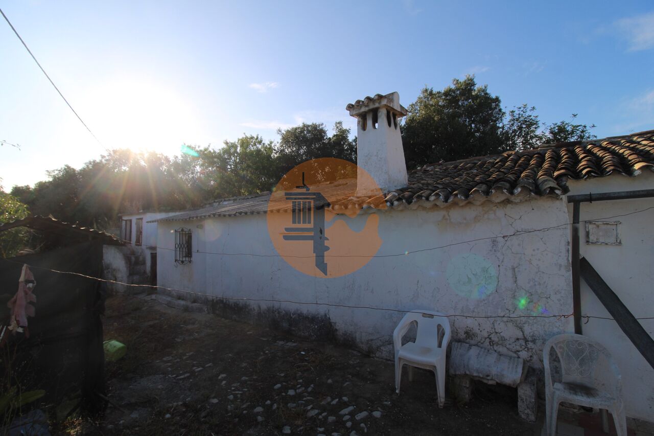 Plot for sale in Faro 6