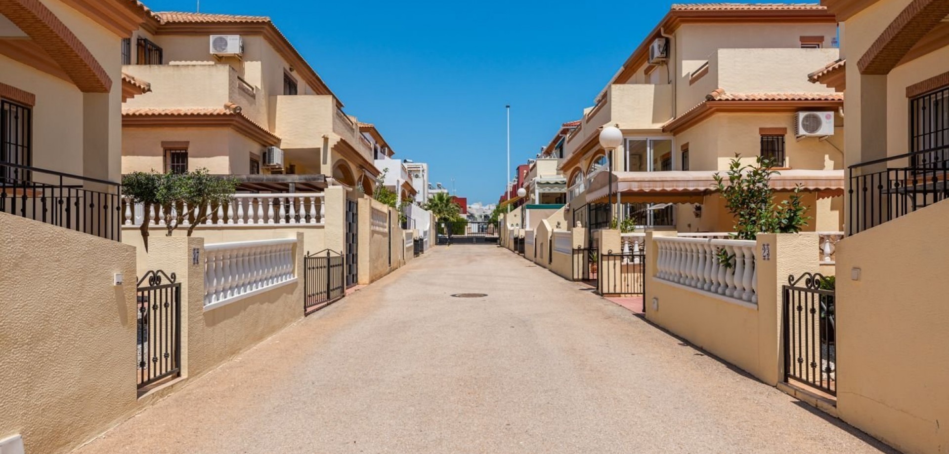 Таунхаус для продажи в Torrevieja and surroundings 26