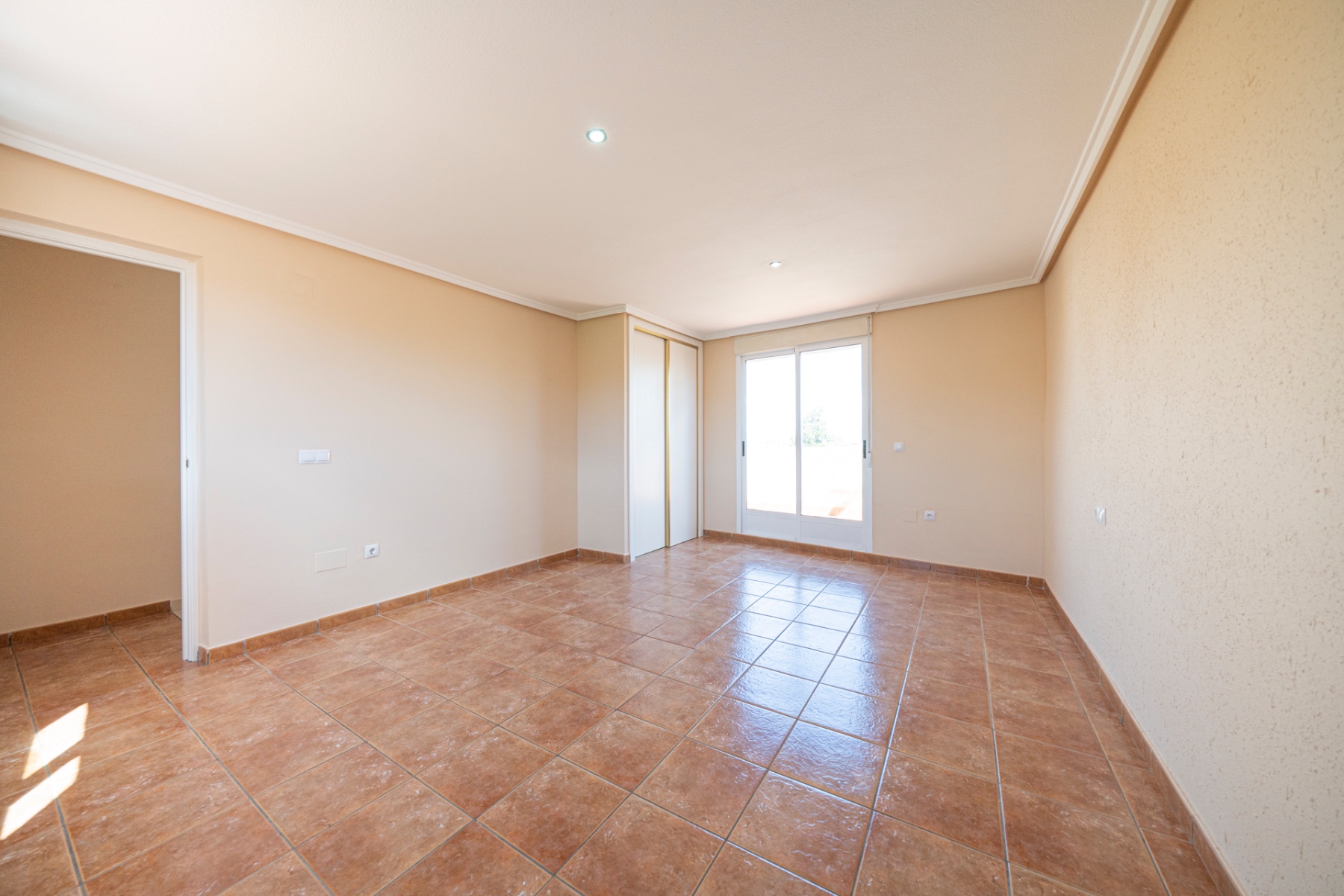 Townhouse te koop in Alicante 18