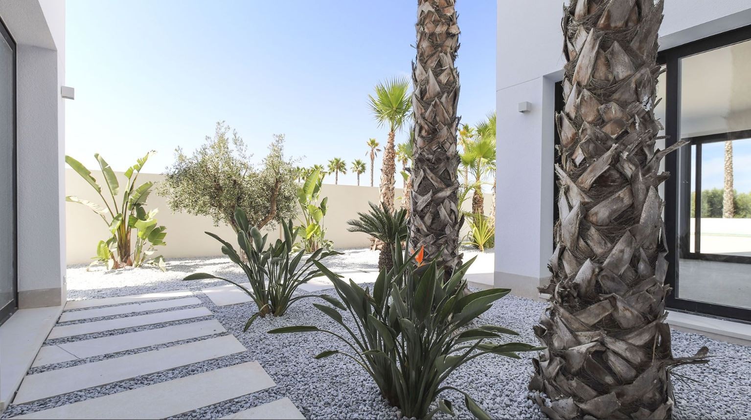 Villa for sale in Elche 21