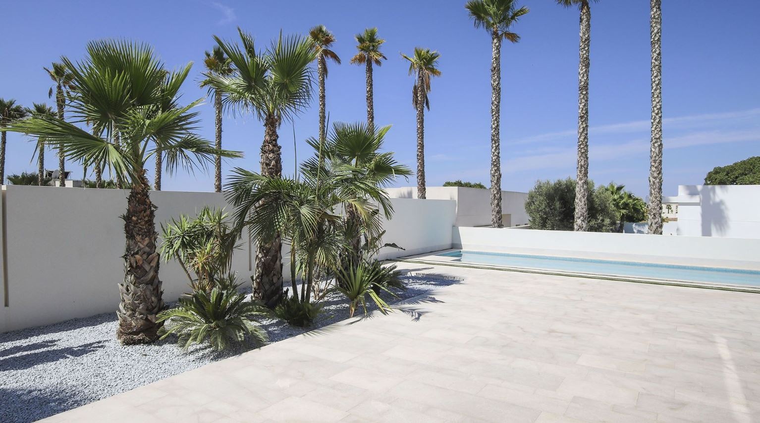 Villa for sale in Elche 24