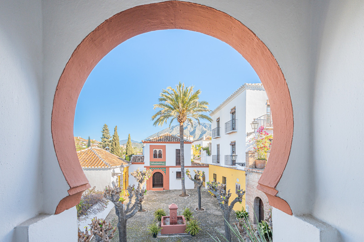 Townhouse for sale in Marbella - Golden Mile and Nagüeles 31