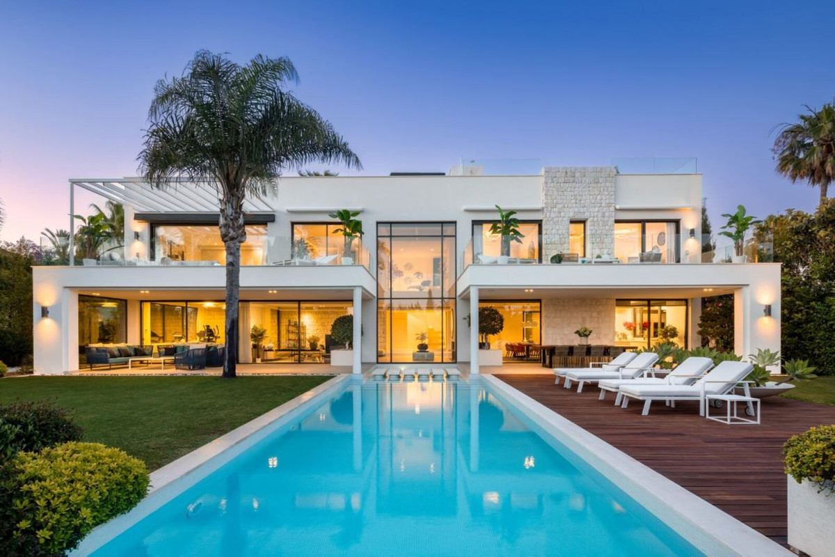 Villa for sale in Marbella - San Pedro and Guadalmina 1