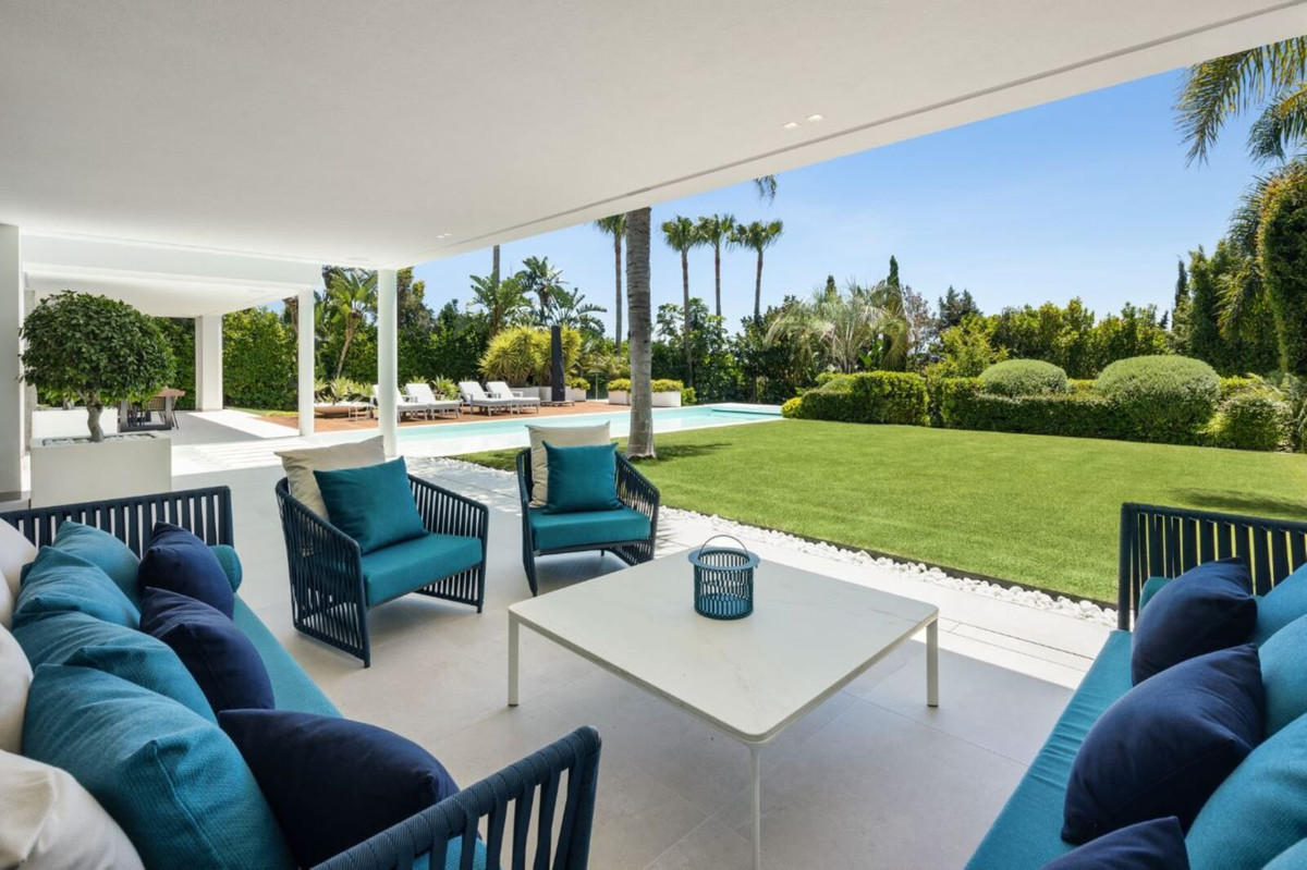 Villa for sale in Marbella - San Pedro and Guadalmina 15