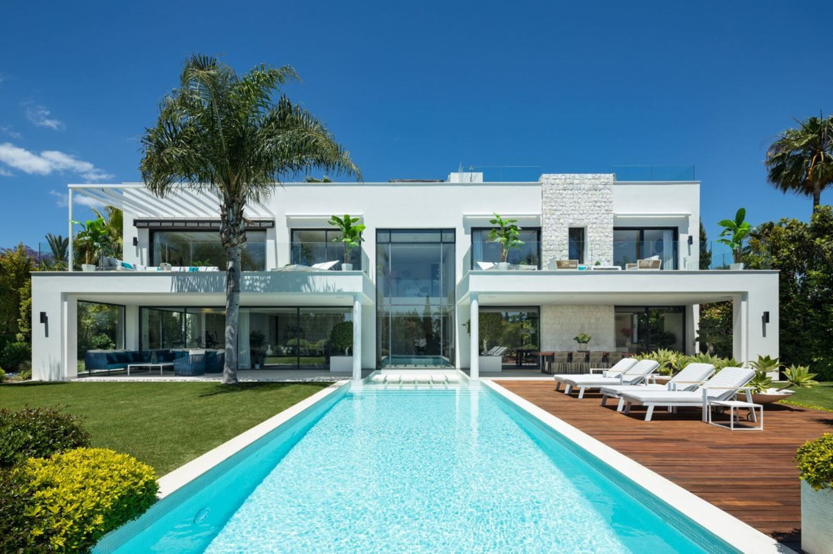 Villa for sale in Marbella - San Pedro and Guadalmina 21