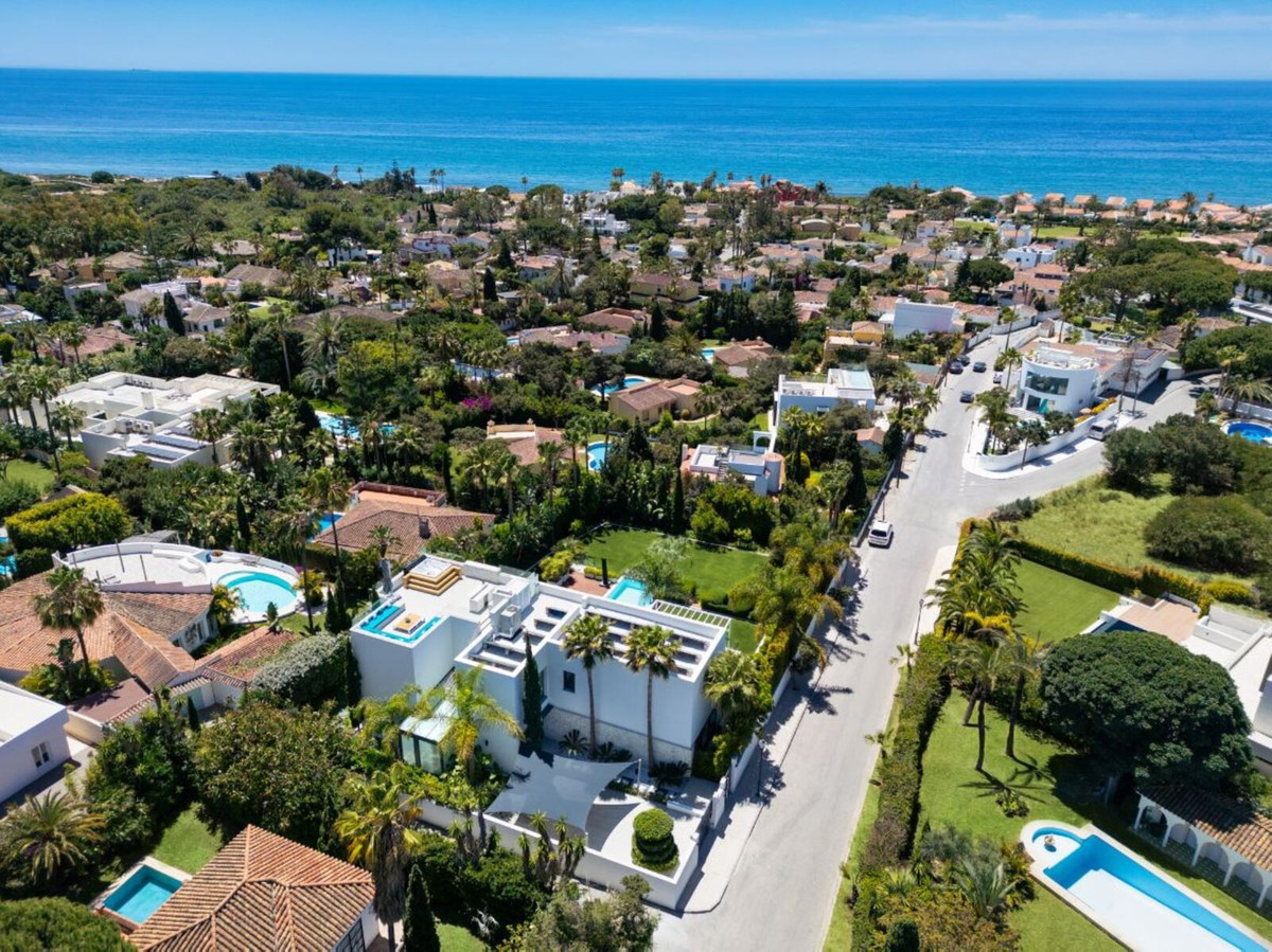 Villa for sale in Marbella - San Pedro and Guadalmina 35