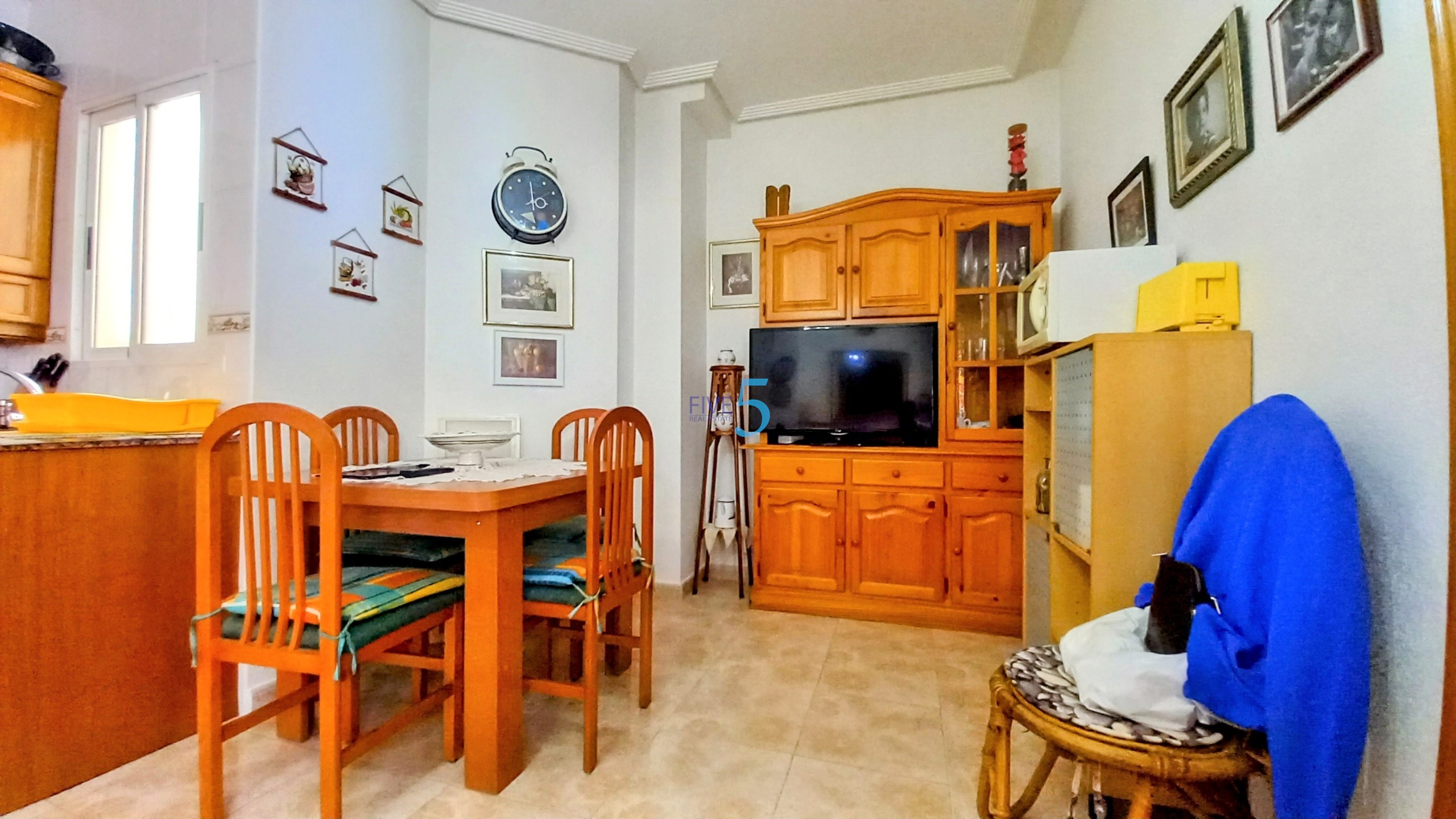 Apartament na sprzedaż w Torrevieja and surroundings 4