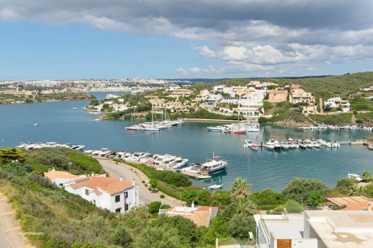 Вилла для продажи в Menorca East 2