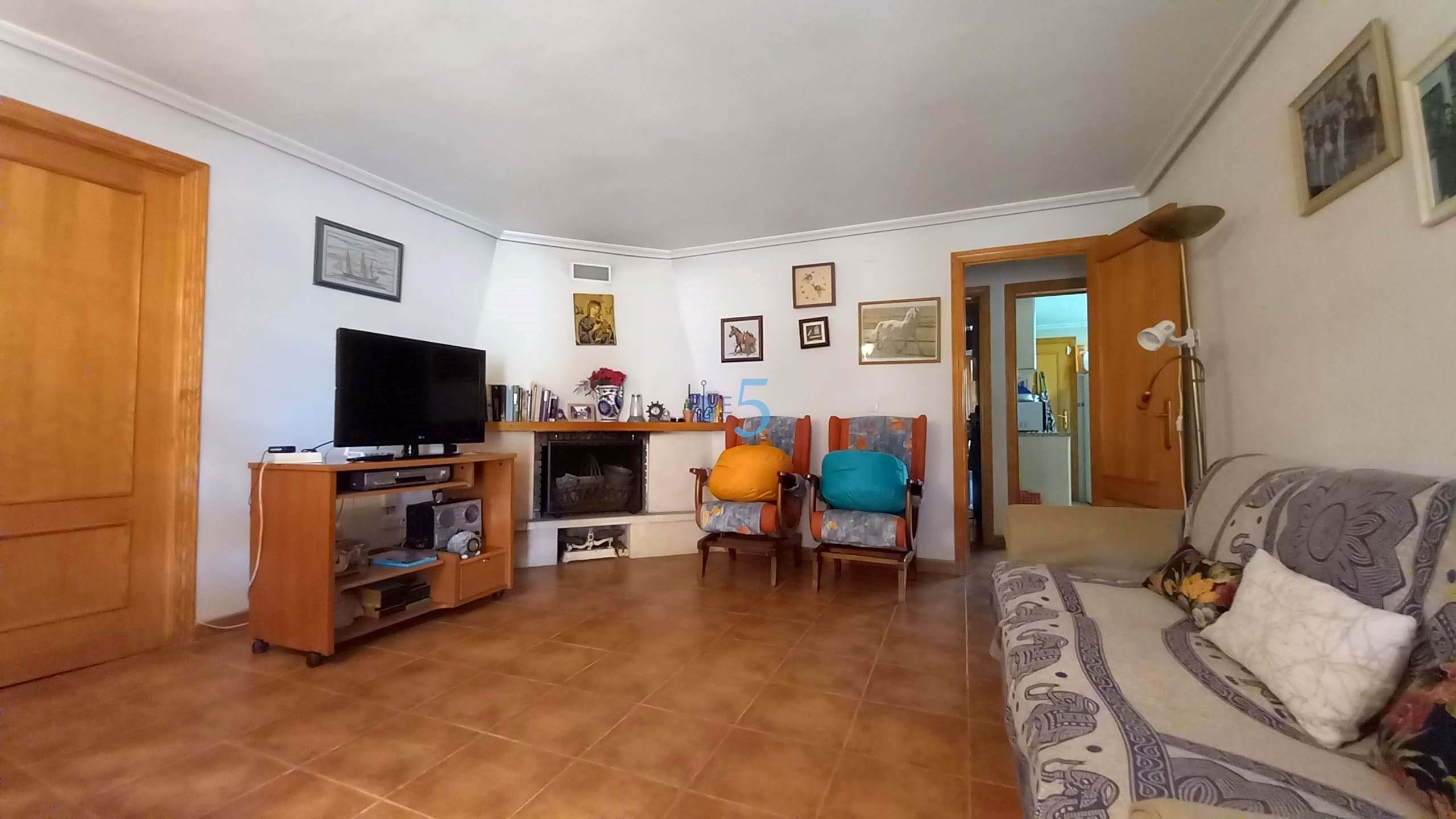 Chalé en venta en Alicante 4