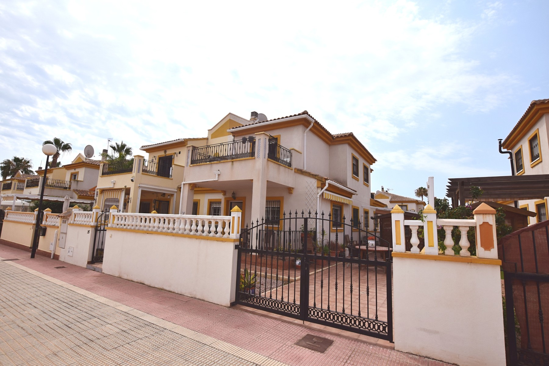 Property Image 614777-ciudad-quesada-townhouses-3-2