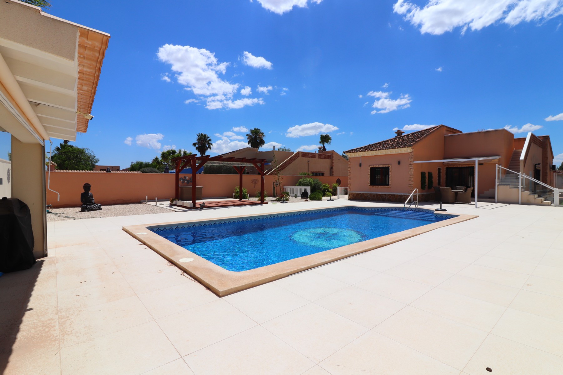 Villa till salu i Alicante 24