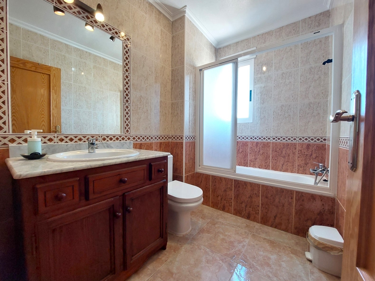 Townhouse for sale in Alicante 13