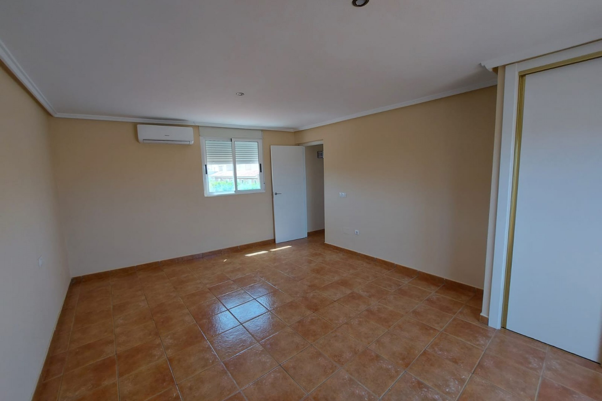 Townhouse na sprzedaż w Alicante 42