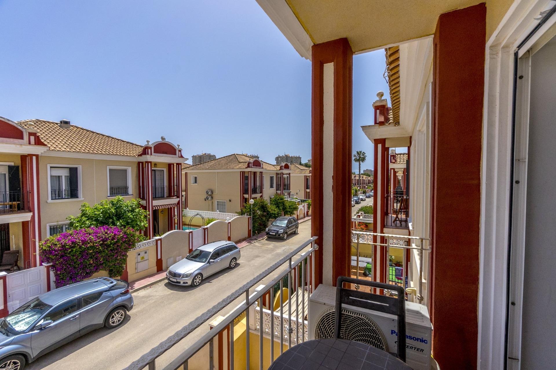 Townhouse na sprzedaż w Alicante 17