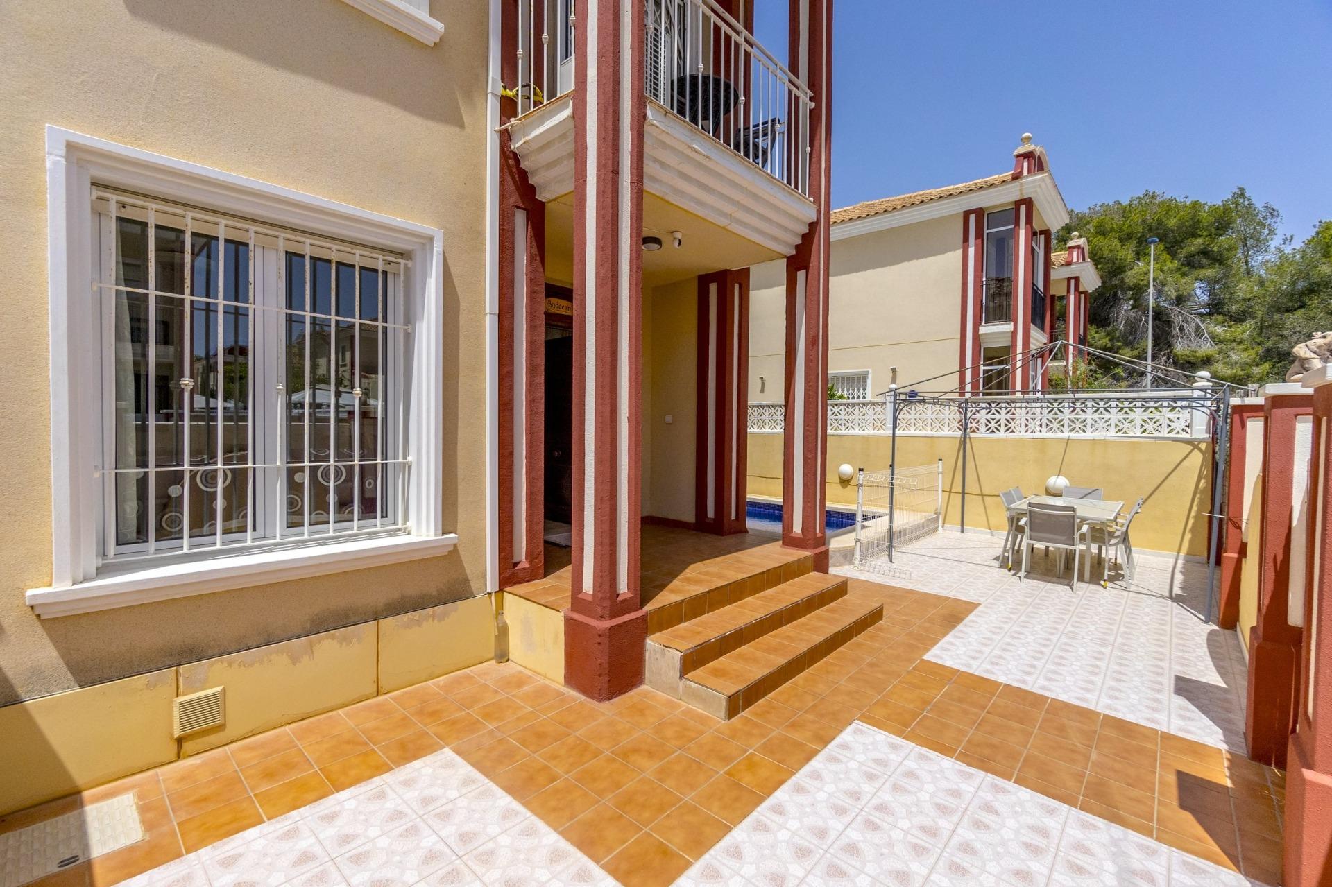 Townhouse na sprzedaż w Alicante 19