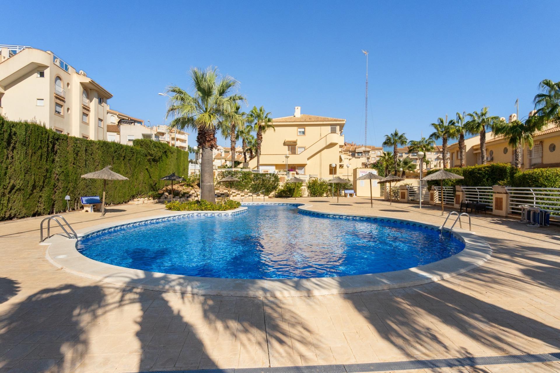 Townhouse for sale in Alicante 25