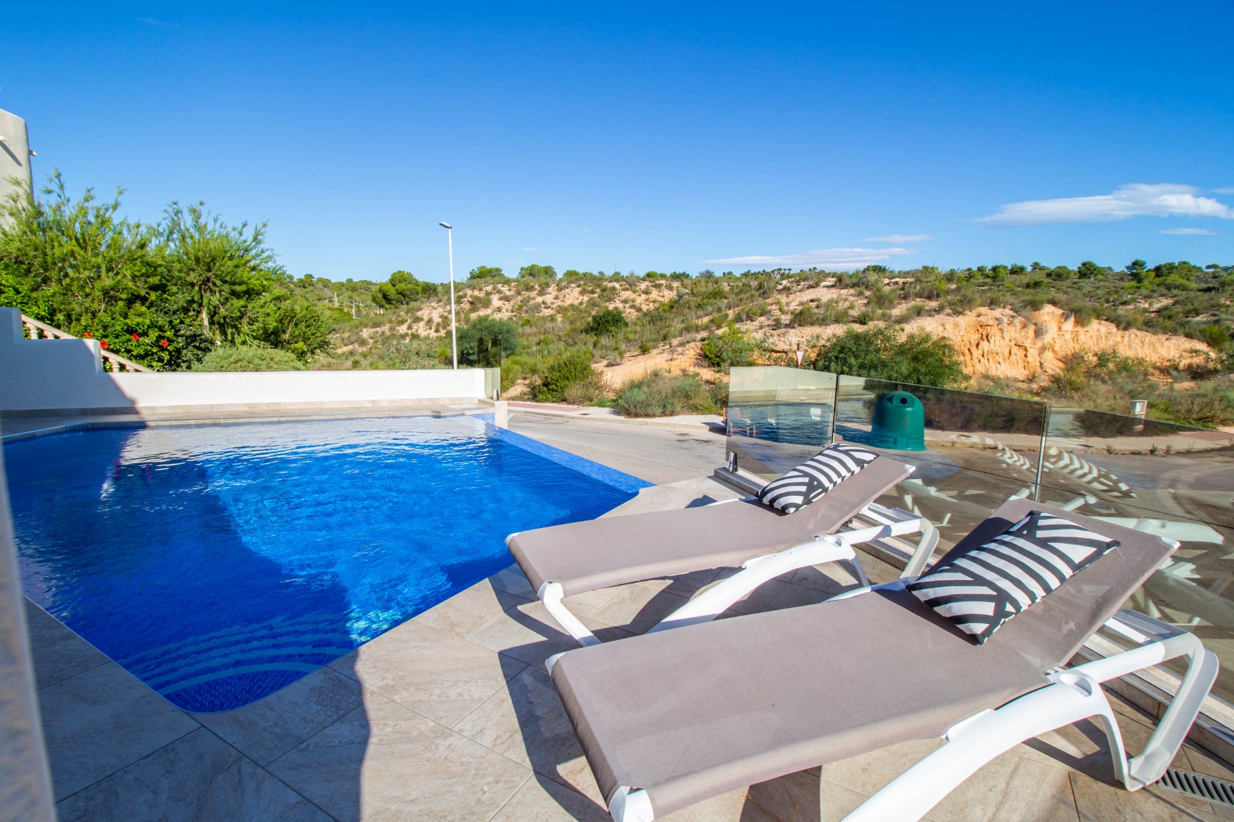 Villa à vendre à Alicante 2