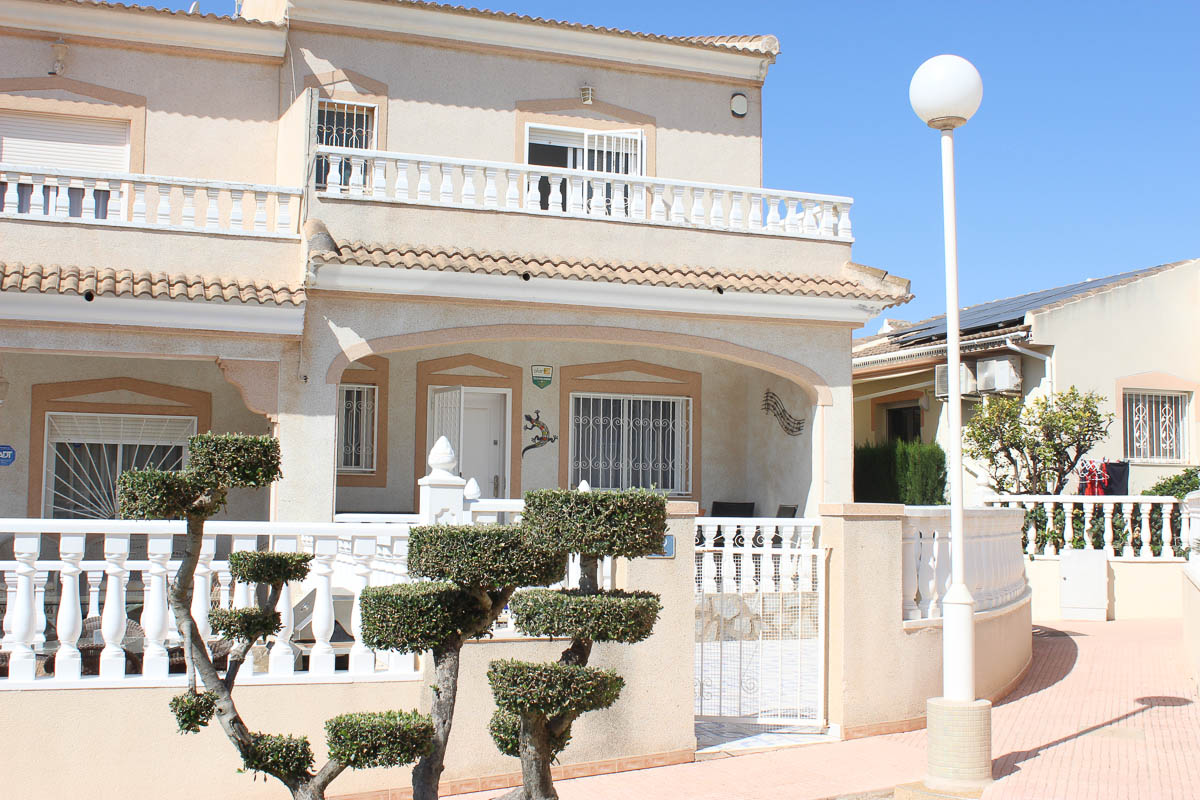 Property Image 614951-ciudad-quesada-townhouses-3-2