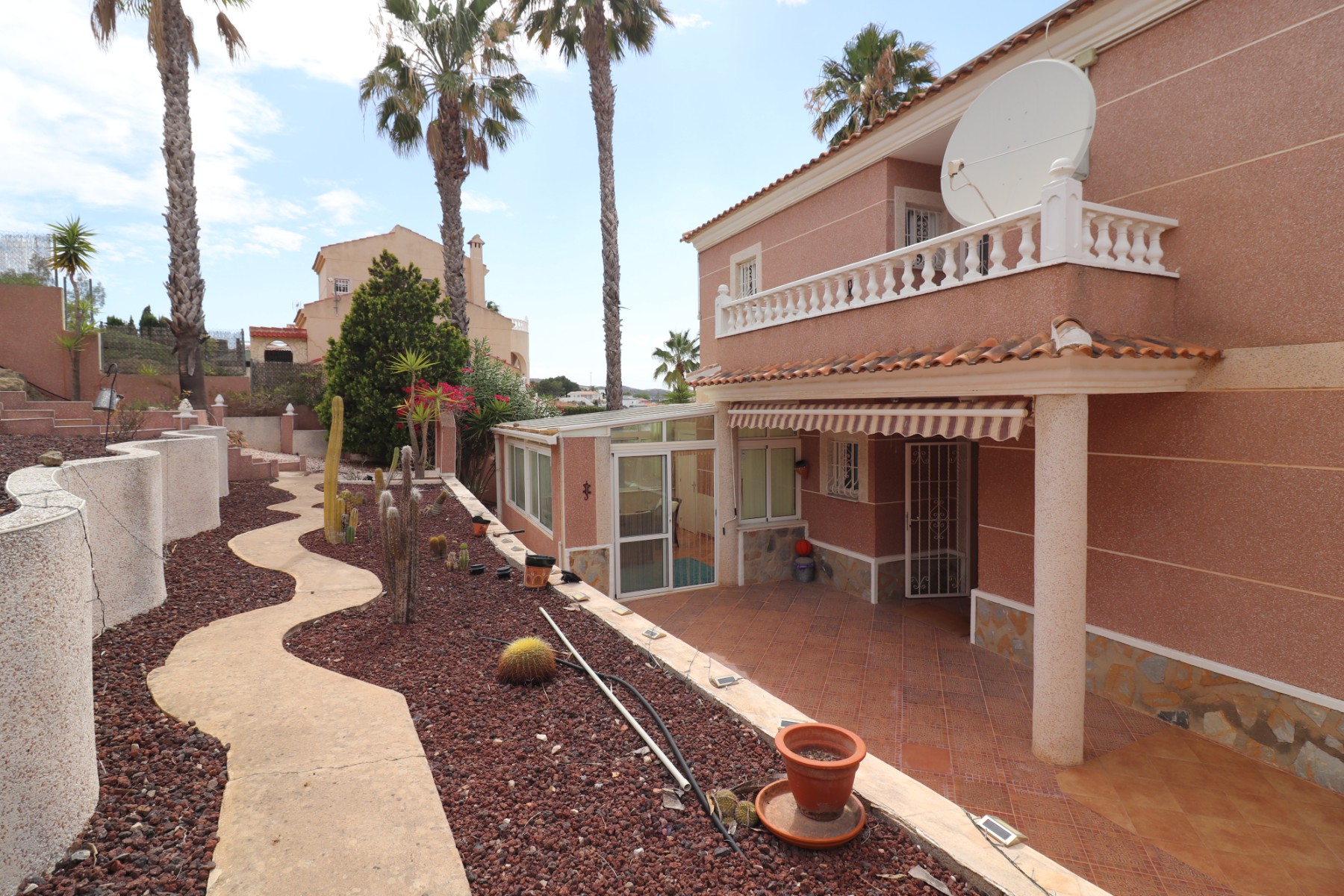 Villa for sale in Alicante 34