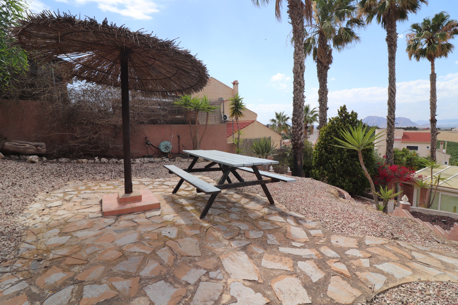 Villa for sale in Alicante 38