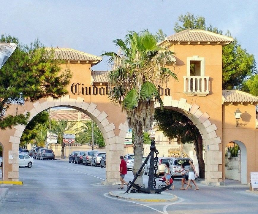 Villa te koop in Ciudad Quesada 37