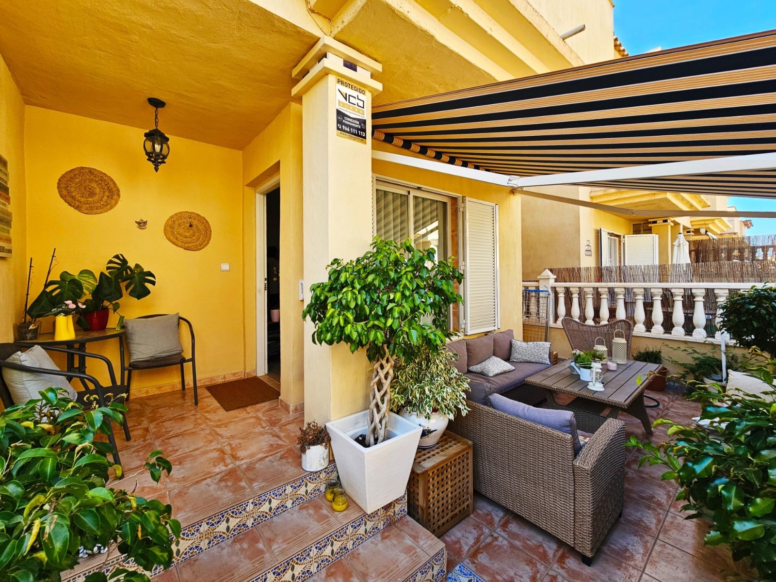 Townhouse te koop in Alicante 3