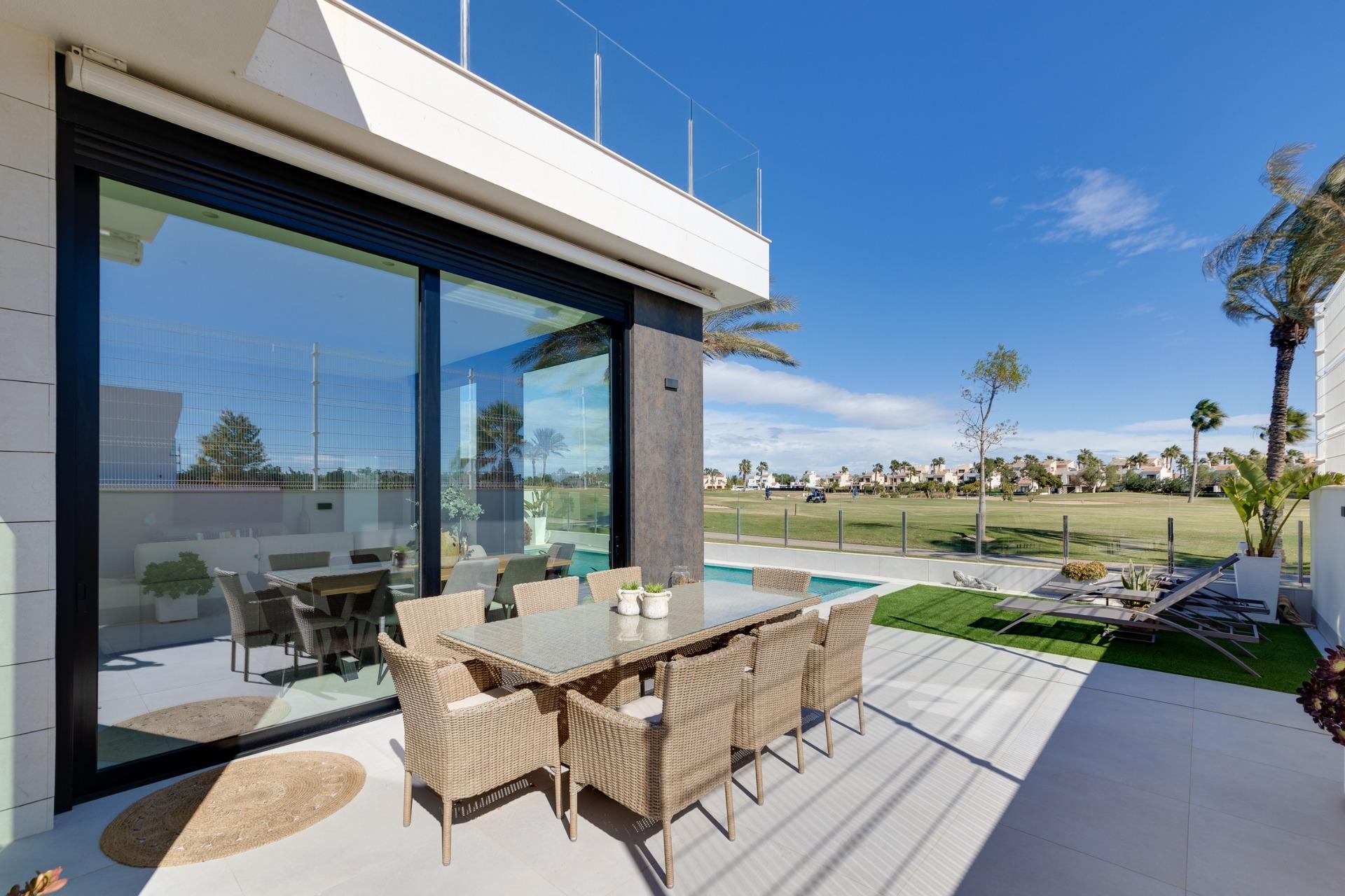 Villa for sale in Alicante 19