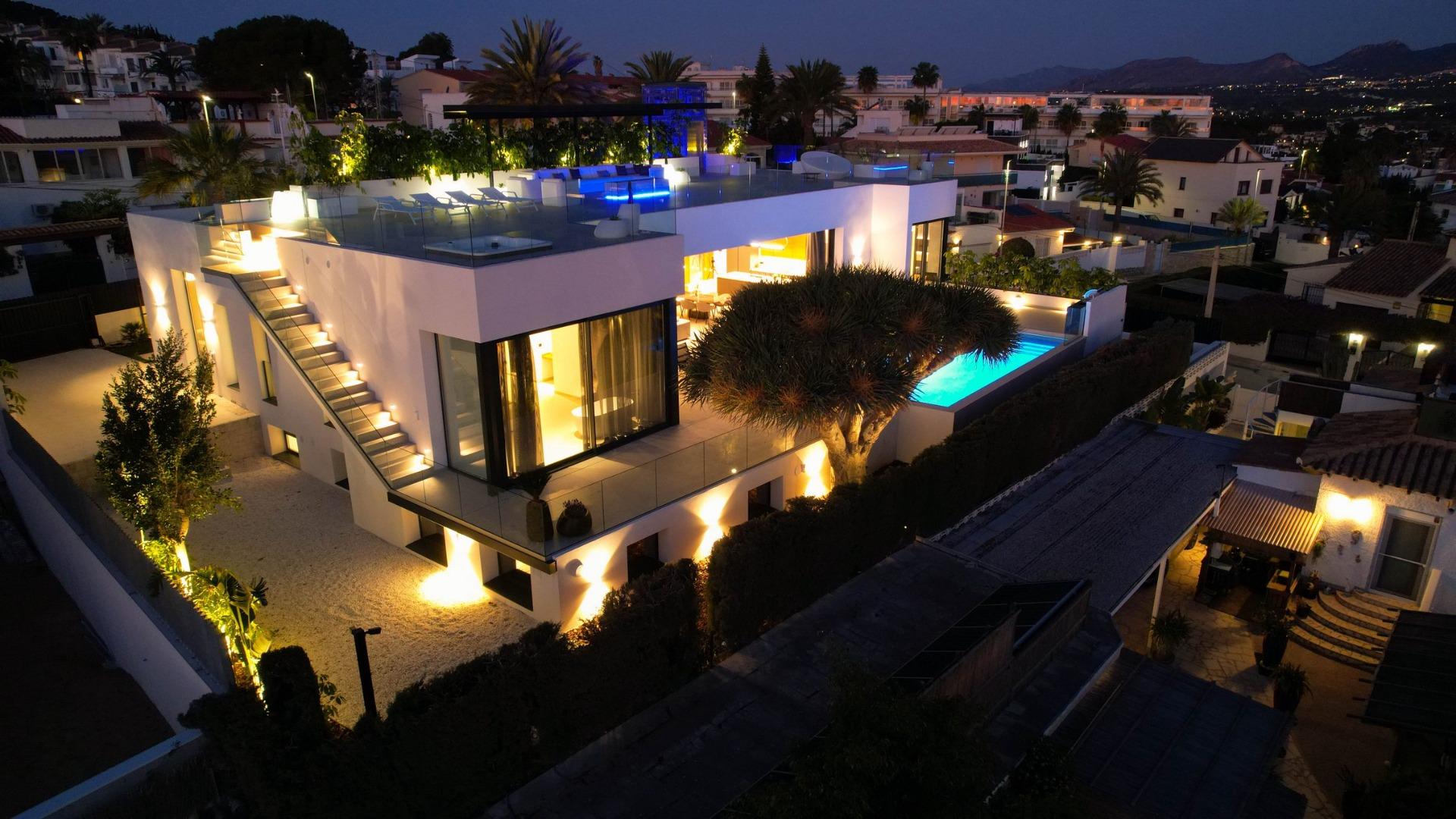 Villa for sale in Alicante 44