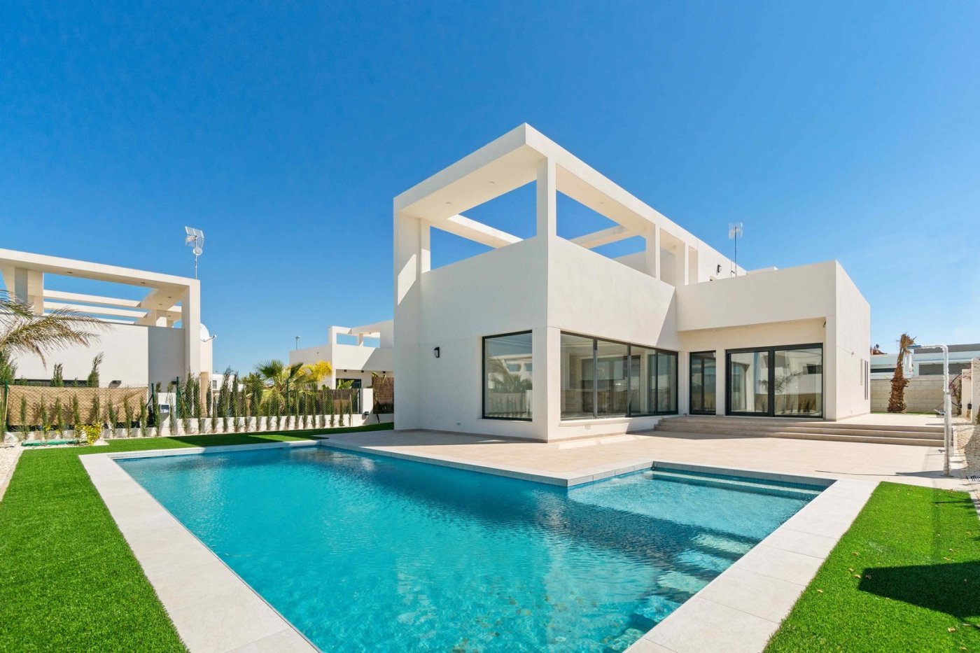 Villa for sale in Alicante 1